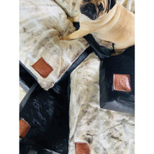 Load image into Gallery viewer, Dream Pet Bed - Frosted